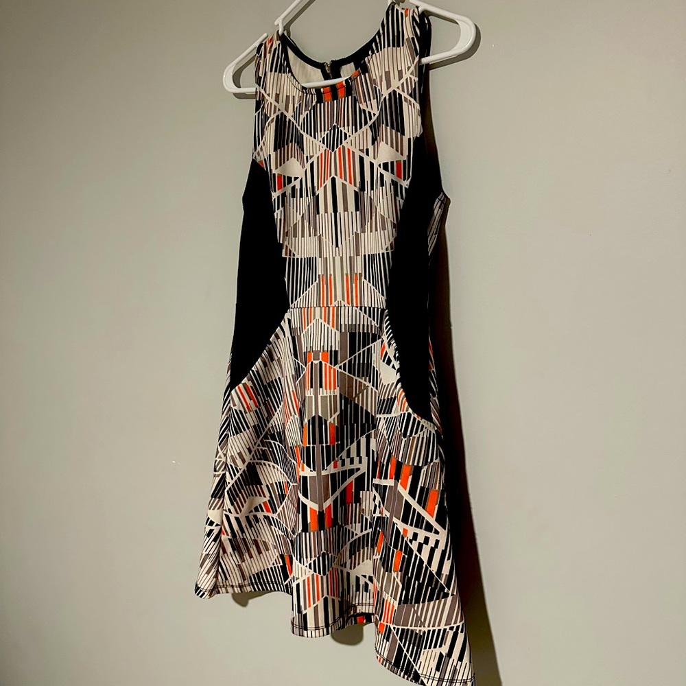 Short Sleeve Geometric Dress